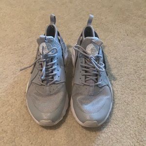 Nike air huarache sneakers